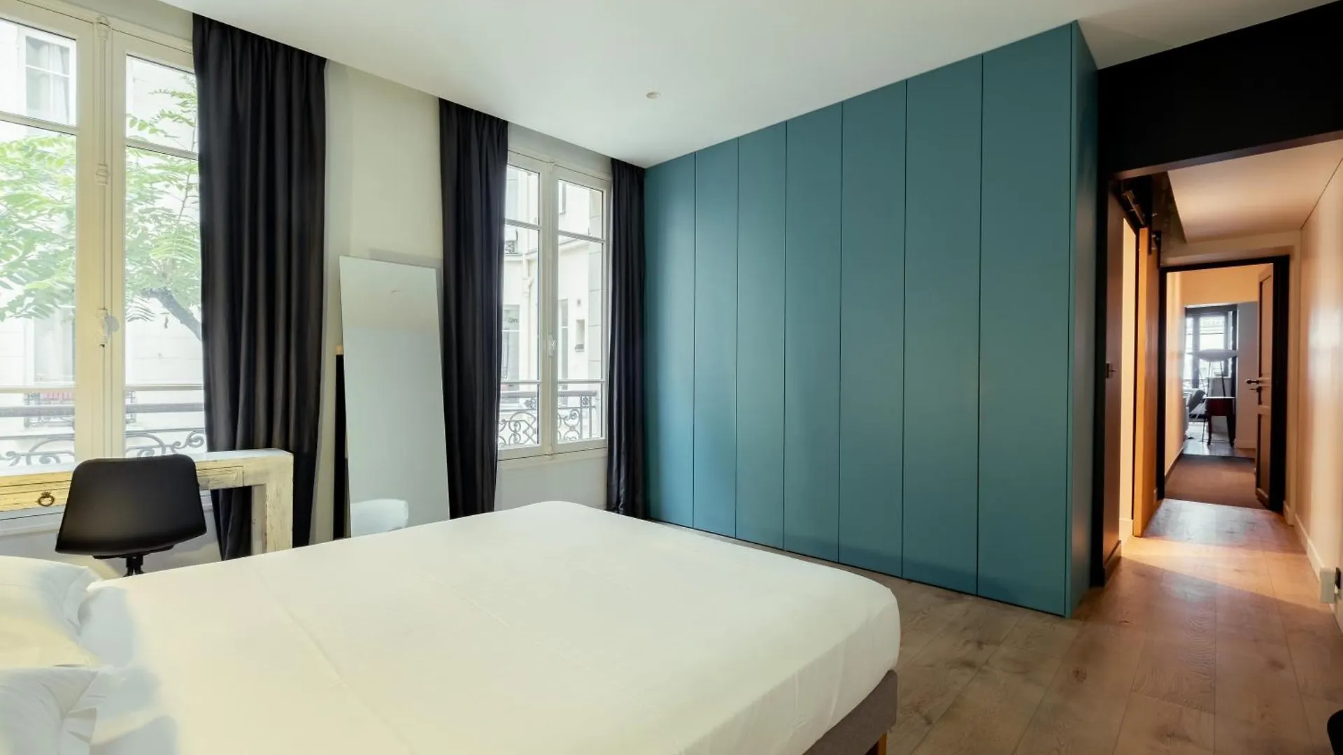 Veeve - Light & Luxe In Les Batignolles Apartment Paris