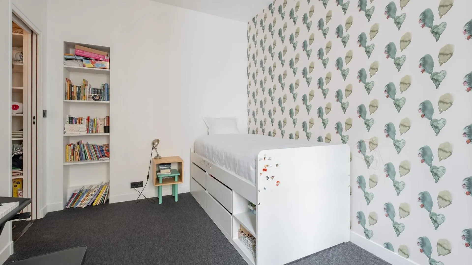 Apartment Veeve - Light & Luxe In Les Batignolles Paris