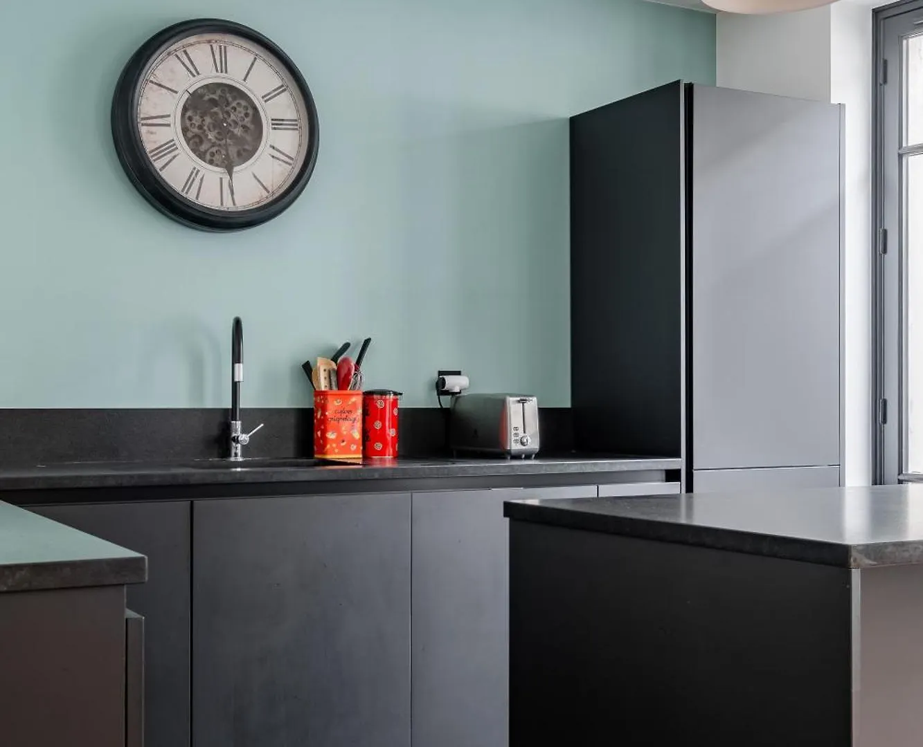 Veeve - Light & Luxe In Les Batignolles Daire Paris